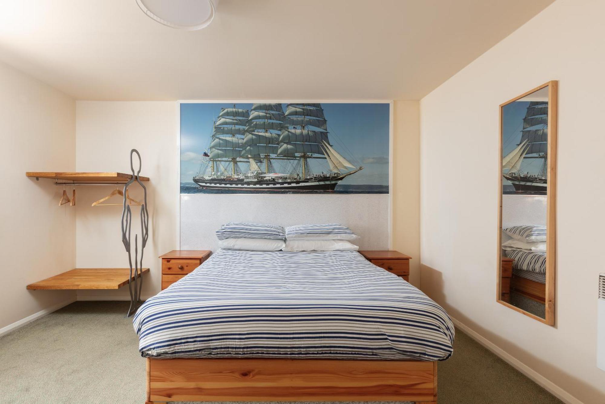 Discovery Accommodation Whitby Exterior foto