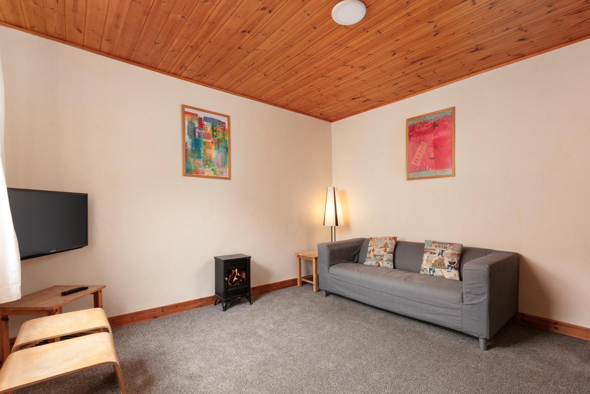 Discovery Accommodation Whitby Exterior foto